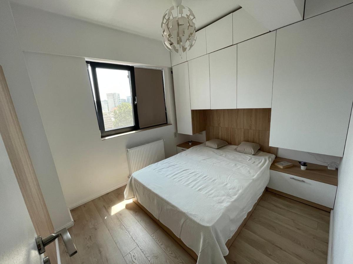Diamond Luxury Apartment Near Presidential Palace Бухарест Екстер'єр фото
